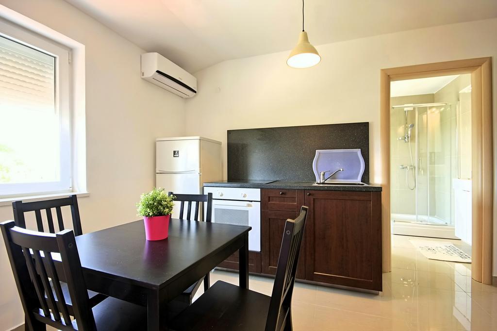 Apartments Finida Umag Pokoj fotografie