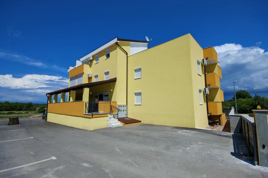 Apartments Finida Umag Exteriér fotografie